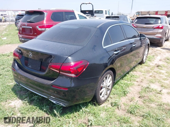 2019 Mercedes-Benz A 220 с VIN WDD3G4EB2KW002509, выставлен на аукционе IAAI как лот 41923586 с пробегом Не указан миль и . История ставок и продаж доступна на DreamBid. Изображение 4.