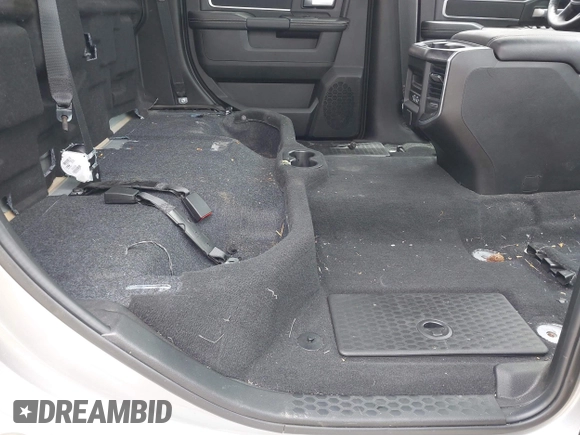 2024 Ram 2500 Big Horn with VIN 3C6UR5DJ1RG186140, listed as a IAAI auction lot 42244804 with 18,907 mi miles and . Bid and sale history available at DreamBid. Image 8.