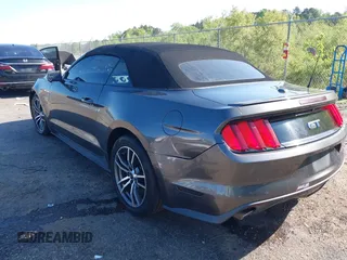 2017 Ford Mustang GT Premium z VIN 1FATP8FFXH5295034, wystawiony jako IAAI lot #41973926 z przebiegiem 153 870 mil mil oraz . Historia ofert i sprzedaży dostępna na DreamBid. Obrazek 3.