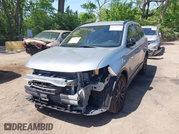 2020 Mitsubishi Outlander SE with VIN JA4AD3A36LZ046820, listed as a IAAI auction lot 42221057 with 79,758 mi miles and . Bid and sale history available at DreamBid. Image 18.