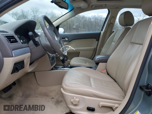 2008 Mercury Milan Premier with VIN 3MEHM08178R607074, listed as a Copart auction lot 52667515 with 55,251 mi miles and Salvage title. Bid and sale history available at DreamBid. Image 7.