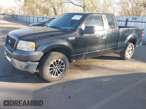 2007 Ford F-150 XLT with VIN 1FTPX14V87FB33280, listed as a IAAI auction lot 42017908 with 162,126 mi miles. Bid and sale history available at carsss.com. Image 2.