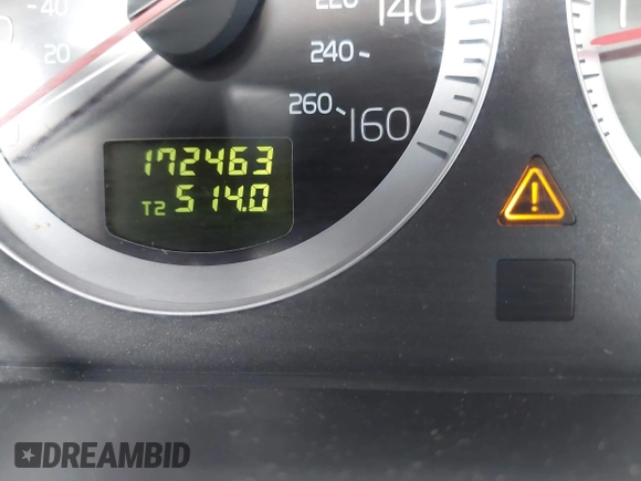 2011 Volvo XC90 I6 with VIN YV4952CYXB1582608, listed as a IAAI auction lot 42055123 with 172,463 mi miles and . Bid and sale history available at DreamBid. Image 7.