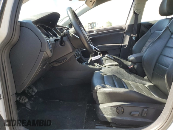 2015 Volkswagen Golf TSI S z VIN 3VW117AU8FM004103, wystawiony jako Copart lot #87642695 z przebiegiem 128 704 mil mil oraz Szkoda całkowita • Salvage title. Historia ofert i sprzedaży dostępna na DreamBid. Obrazek 7.