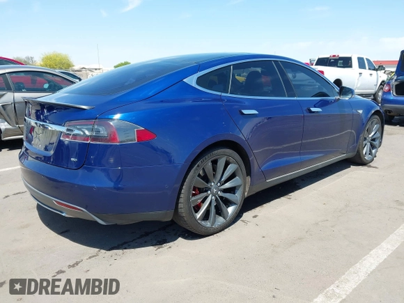 2016 Tesla Model S 70 kWh Battery with VIN 5YJSA1E10GF126433, listed as a IAAI auction lot 42169558 with 120,182 mi miles and . Bid and sale history available at carsss.com. Image 4.