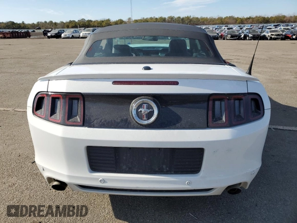 2014 Ford Mustang V6 z VIN 1ZVBP8EMXE5218467, wystawiony jako Copart lot #43163375 z przebiegiem 47 820 mil mil oraz Nie do naprawy • Non repairable. Historia ofert i sprzedaży dostępna na DreamBid. Obrazek 6.