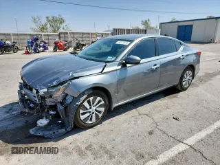 2022 Nissan Altima S with VIN 1N4BL4BV3NN344261, listed as a Copart auction lot 58673815 with 63,940 mi miles and Salvage title. Bid and sale history available at DreamBid. Image 1.