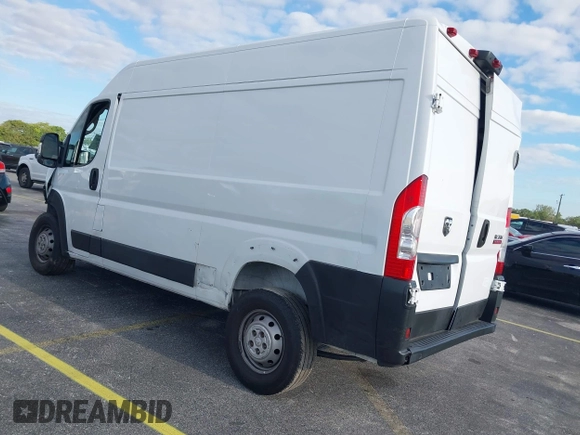 2019 Ram ProMaster Cargo with VIN 3C6TRVBG2KE553793, listed as a IAAI auction lot 42028590 with 72,714 mi miles and . Bid and sale history available at DreamBid. Image 3.