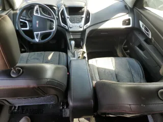 2015 GMC Terrain SLT z VIN 2GKALSEKXF6308668, wystawiony jako Copart lot #52330125 z przebiegiem 67 156 mil mil oraz Szkoda całkowita • Salvage title. Historia ofert i sprzedaży dostępna na DreamBid. Obrazek 8.