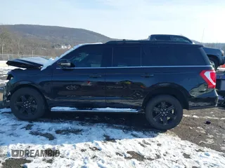 2021 Ford Expedition XLT with VIN 1FMJU1JT4MEA19985, listed as a IAAI auction lot 41198986 with 65,894 mi miles. Bid and sale history available at carsss.com. Image 15.