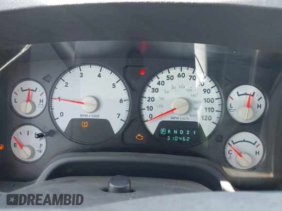 2008 Dodge 1500 SLT with VIN 1D7HU18228J122115, listed as a IAAI auction lot 41835555 with 310,462 mi miles. Bid and sale history available at carsss.com. Image 7.