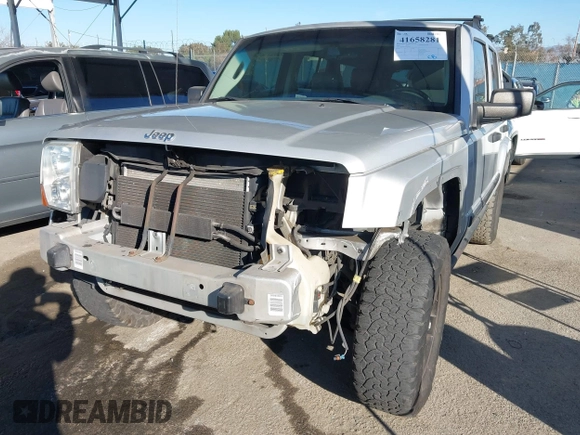 2006 Jeep Commander z VIN 1J8HH48N76C254243, wystawiony jako IAAI lot #41658281 z przebiegiem 181 395 mil mil oraz . Historia ofert i sprzedaży dostępna na DreamBid. Obrazek 6.