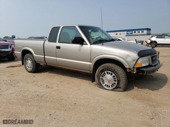 2001 GMC Sonoma SLS w/1SH Pkg with VIN 1GTDT19W618233552, listed as a Copart auction lot 64511814 with 97,794 mi miles and Salvage Title. Bid and sale history available at carsss.com. Image 4.