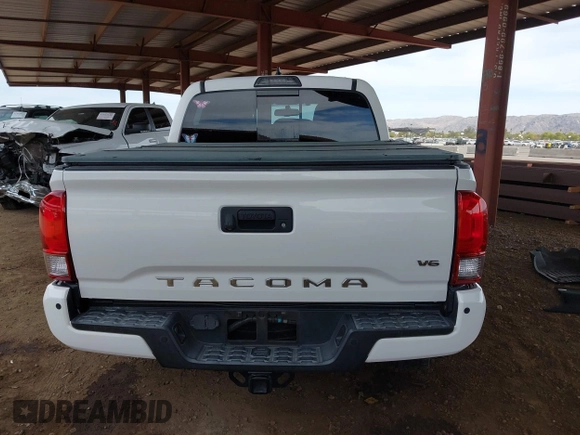 2017 Toyota Tacoma SR5 with VIN 3TMAZ5CN0HM042269, listed as a IAAI auction lot 41928544 with 89,942 mi miles and . Bid and sale history available at carsss.com. Image 15.