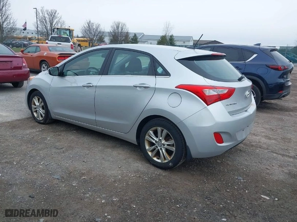 2014 Hyundai Elantra GT with VIN KMHD35LH3EU209882, listed as a IAAI auction lot 42009574 with 111,783 mi miles. Bid and sale history available at carsss.com. Image 3.