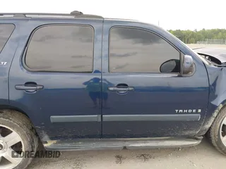 2007 Chevrolet Tahoe LT z VIN 1GNFC13067R201692, wystawiony jako IAAI lot #42084896 z przebiegiem 260 159 mil mil oraz . Historia ofert i sprzedaży dostępna na DreamBid. Obrazek 13.