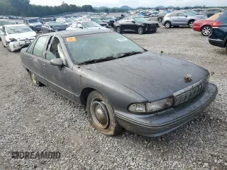 1992 Chevrolet Caprice z VIN 1G1BN53E5NW120694, wystawiony jako Copart lot #73438584 z przebiegiem 156 839 mil mil oraz Czysty tytuł • Clean title. Historia ofert i sprzedaży dostępna na DreamBid. Obrazek 4.