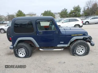 2006 Jeep Wrangler Sport with VIN 1J4FA49S16P737060, listed as a IAAI auction lot 41784197 with 42,030 mi miles. Bid and sale history available at carsss.com. Image 13.