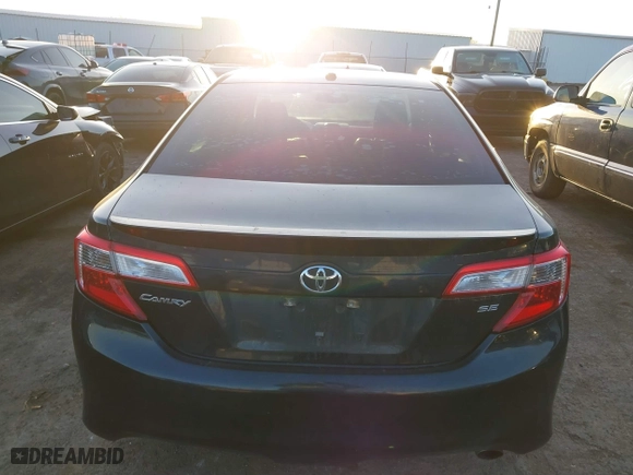 2014 Toyota Camry L with VIN 4T1BF1FK1EU473021, listed as a IAAI auction lot 41781634 with 234,171 mi miles. Bid and sale history available at carsss.com. Image 16.