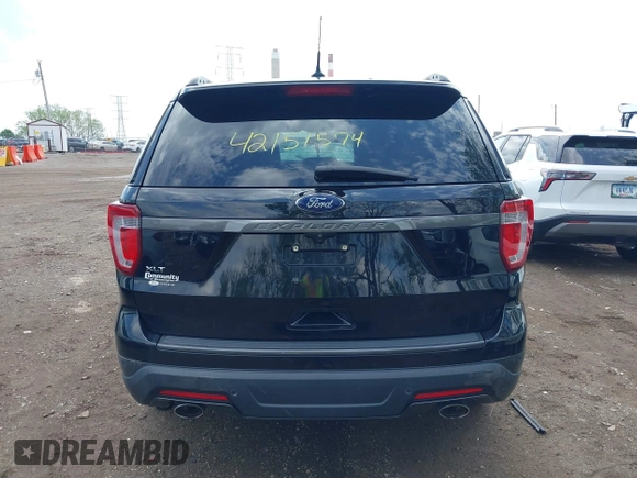 2018 Ford Explorer XLT with VIN 1FM5K7D85JGC67485, listed as a IAAI auction lot 42151574 with 96,019 mi miles and . Bid and sale history available at DreamBid. Image 17.