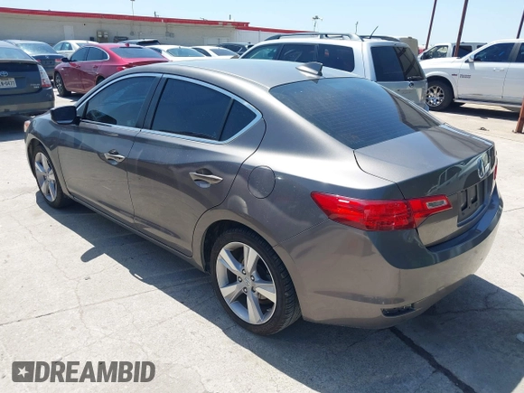 2013 Acura ILX Premium Pkg with VIN 19VDE1F55DE006393, listed as a IAAI auction lot 42001406 with 117,105 mi miles. Bid and sale history available at carsss.com. Image 3.