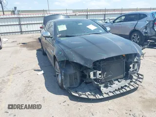 2013 Jaguar XJ Portfolio z VIN SAJWJ2GD9D8V47241, wystawiony jako IAAI lot #42055879 z przebiegiem 111 171 mil mil oraz . Historia ofert i sprzedaży dostępna na DreamBid. Obrazek 1.