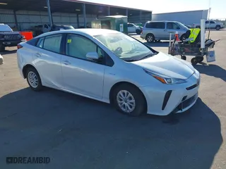2022 Toyota Prius L Eco with VIN JTDKAMFU1N3162300, listed as a IAAI auction lot 41501371 with 16,521 mi miles. Bid and sale history available at carsss.com. Image 1.