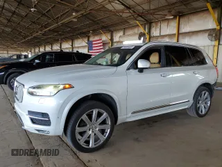 2016 Volvo XC90 T6 Inscription z VIN YV4A22PL0G1038212, wystawiony jako Copart lot #56499465 z przebiegiem 128 544 mil mil oraz Szkoda całkowita • Salvage title. Historia ofert i sprzedaży dostępna na DreamBid. Obrazek 1.
