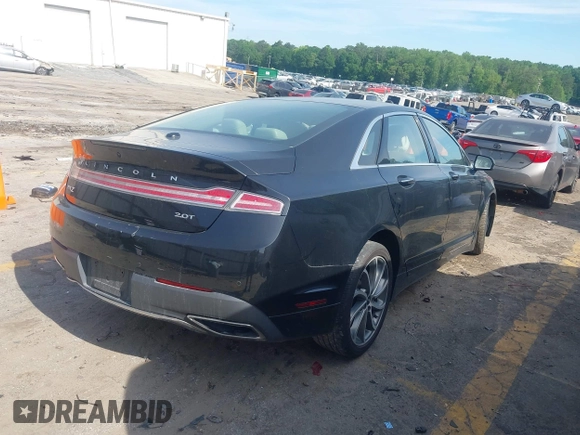 2018 Lincoln MKZ Reserve z VIN 3LN6L5E96JR623383, wystawiony jako IAAI lot #42203009 z przebiegiem 91 722 mil mil oraz . Historia ofert i sprzedaży dostępna na DreamBid. Obrazek 4.