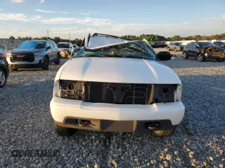 2001 GMC Jimmy SLS Comfort/Convenience with VIN 1GKCT18W31K181320, listed as a Copart auction lot 73676454 with 135,419 mi miles and Salvage Title. Bid and sale history available at carsss.com. Image 5.