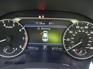 2025 Nissan Altima SV z VIN 1N4BL4DV8SN364434, wystawiony jako IAAI lot #42532928 z przebiegiem 14 521 mil mil oraz . Historia ofert i sprzedaży dostępna na DreamBid. Obrazek 7.