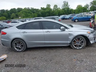 2020 Ford Fusion SEL с VIN 3FA6P0CD6LR130394, выставлен на аукционе IAAI как лот 42356025 с пробегом 115 294 миль миль и . История ставок и продаж доступна на DreamBid. Изображение 13.