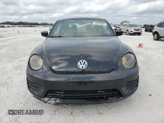 2018 Volkswagen Beetle S with VIN 3VWFD7AT9JM709408, listed as a Copart auction lot 45959565 with 34,317 mi miles and Salvage Title. Bid and sale history available at carsss.com. Image 5.