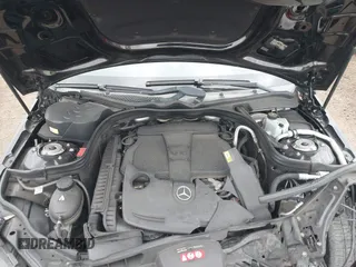2014 Mercedes-Benz E 350 Sport z VIN WDDHF5KB2EA978715, wystawiony jako IAAI lot #41698539 z przebiegiem 181 285 mil mil oraz . Historia ofert i sprzedaży dostępna na DreamBid. Obrazek 10.