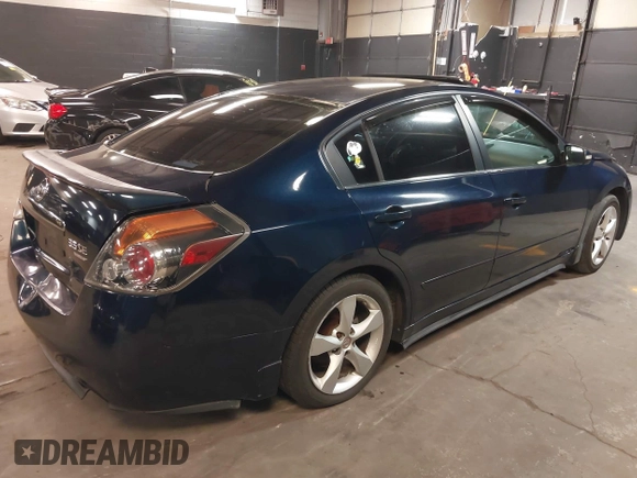 2008 Nissan Altima SE z VIN 1N4BL21E28N454180, wystawiony jako IAAI lot #42295294 z przebiegiem Nie podano mil oraz . Historia ofert i sprzedaży dostępna na DreamBid. Obrazek 4.