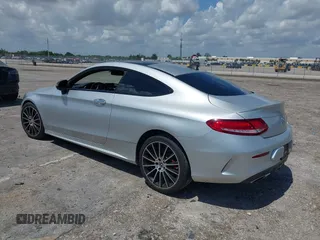 2017 Mercedes-Benz C 300 with VIN WDDWJ4JBXHF531168, listed as a IAAI auction lot 41923352 with 82,262 mi miles and . Bid and sale history available at carsss.com. Image 3.