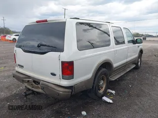 2005 Ford Excursion Eddie Bauer z VIN 1FMNU44L05ED40163, wystawiony jako IAAI lot #41989162 z przebiegiem 416 163 mil mil oraz . Historia ofert i sprzedaży dostępna na DreamBid. Obrazek 4.