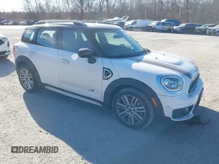 2020 MINI Countryman Cooper S with VIN WMZYX1C05L3L45883, listed as a IAAI auction lot 40690925 with 28,846 mi miles and . Bid and sale history available at DreamBid. Image 1.