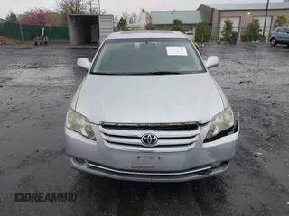 2007 Toyota Avalon XL with VIN 4T1BK36B47U208796, listed as a IAAI auction lot 42008744 with 250,000 mi miles. Bid and sale history available at carsss.com. Image 12.