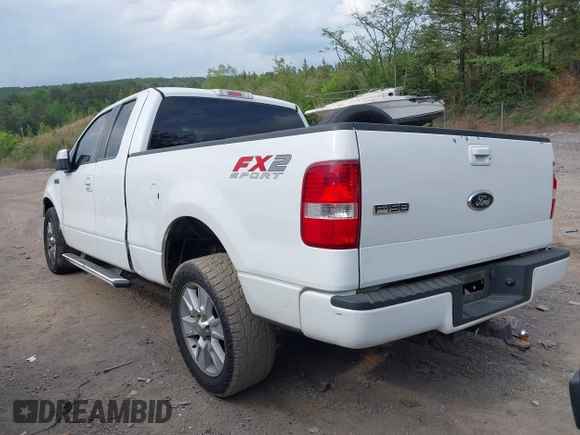 2008 Ford F-150 STX with VIN 1FTRX12W08KE93852, listed as a IAAI auction lot 42074767 with 199,382 mi miles and . Bid and sale history available at carsss.com. Image 3.