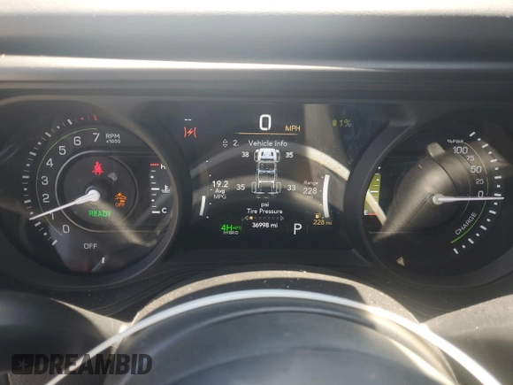 2024 Jeep Wrangler Rubicon X с VIN 1C4RJXR67RW242301, выставлен на аукционе Copart как лот 61178995 с пробегом 36 998 миль миль и Чистый • Clean title. История ставок и продаж доступна на DreamBid. Изображение 9.