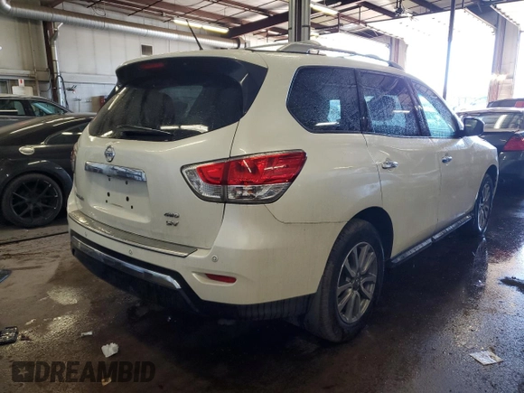 2016 Nissan Pathfinder S with VIN 5N1AR2MMXGC652177, listed as a Copart auction lot 47100055 with 122,497 mi miles and Salvage Title. Bid and sale history available at carsss.com. Image 3.