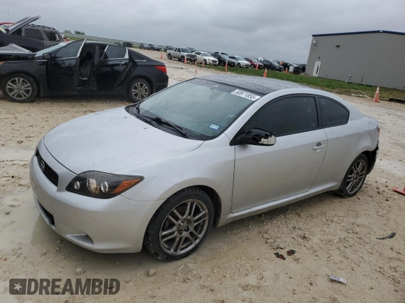 2010 Scion tC z VIN JTKDE3B75A0313196, wystawiony jako Copart lot #50971855 z przebiegiem 87 673 mil mil oraz Szkoda całkowita • Salvage title. Historia ofert i sprzedaży dostępna na DreamBid. Obrazek 1.