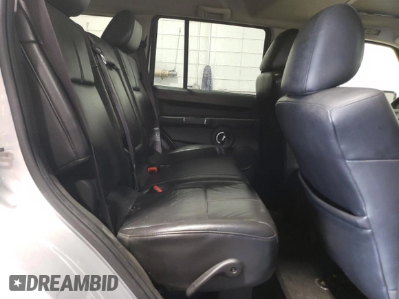 2010 Jeep Commander Limited с VIN 1J4RG5GT4AC115792, выставлен на аукционе Copart как лот 75232204 с пробегом 181 521 миль миль и Списание • Salvage title. История ставок и продаж доступна на DreamBid. Изображение 11.