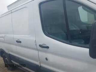 2017 Ford Transit z VIN 1FTYE1ZMXHKA13581, wystawiony jako IAAI lot #42638547 z przebiegiem 252 913 mil mil oraz . Historia ofert i sprzedaży dostępna na DreamBid. Obrazek 13.