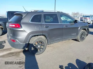 2016 Jeep Cherokee Latitude with VIN 1C4PJMCB8GW162224, listed as a IAAI auction lot 41847908 with 141,642 mi miles and . Bid and sale history available at carsss.com. Image 4.
