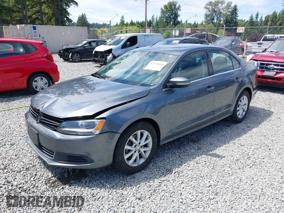 2013 Volkswagen Jetta SE with VIN 3VWDP7AJ3DM372896, listed as a IAAI auction lot 42520685 with 127,143 mi miles and . Bid and sale history available at DreamBid. Image 17.
