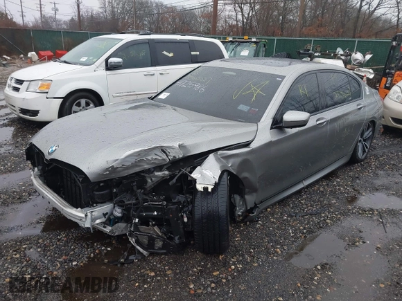 2021 BMW 7 Series 750i xDrive with VIN WBA7U2C09MCF54281, listed as a IAAI auction lot 41725986 with Not provided miles and . Bid and sale history available at DreamBid. Image 2.