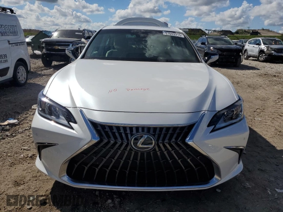 2023 Lexus ES with VIN 58ADA1C1XPU028551, listed as a Copart auction lot 47043315 with 25,088 mi miles and Salvage Title. Bid and sale history available at carsss.com. Image 5.