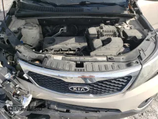 2011 Kia Sorento LX with VIN 5XYKT3A13BG039123, listed as a Copart auction lot 49666065 with 124,099 mi miles and Salvage Title. Bid and sale history available at DreamBid. Image 13.